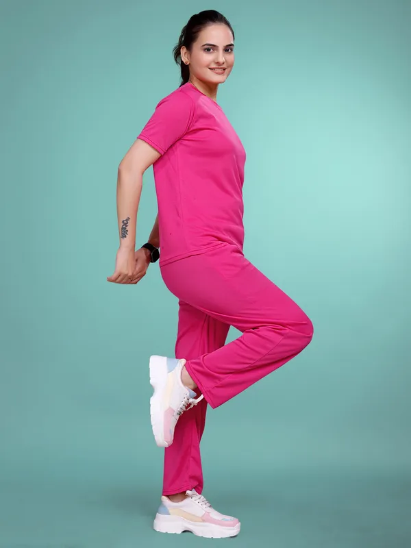 Pink_Solid_Valentino_Elastane_NightSuit_Set_For_Women_|_Regular_Round_Neck_Short_Sleeve