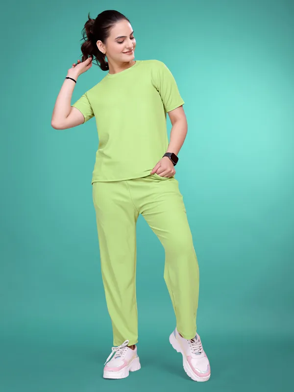Pista_Solid_Valentino_Elastane_NightSuit_Set_For_Women_|_Regular_Round_Neck_Short_Sleeve