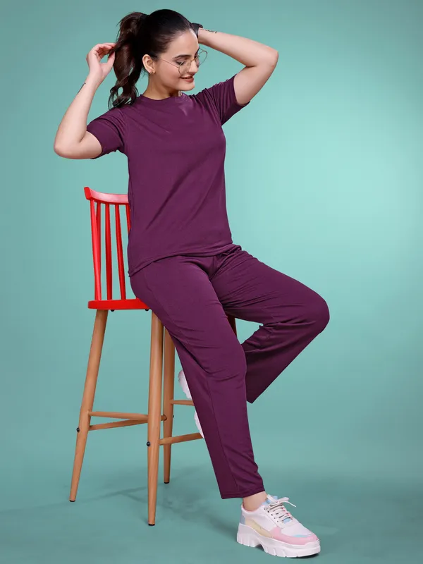 Purple_Solid_Valentino_Elastane_NightSuit_Set_For_Women_|_Regular_Round_Neck_Short_Sleeve