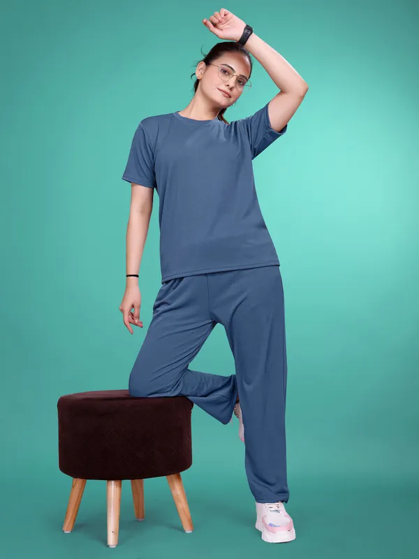 Blue_Solid_Valentino_Elastane_NightSuit_Set_For_Women_|_Regular_Round_Neck_Short_Sleeve