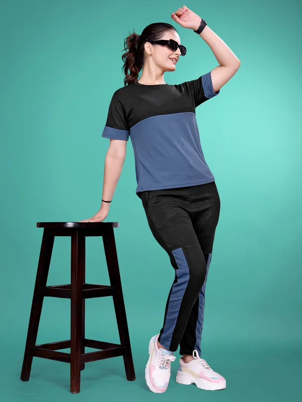 Blue_Solid_Elastane_TrackSuit_Set_For_Women_|_Regular_Round_Neck_Short_Sleeve