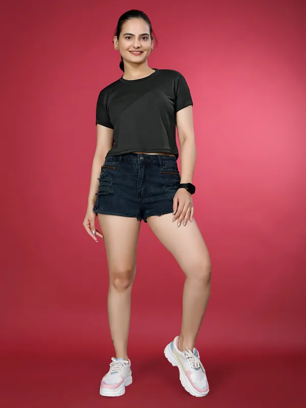 Black_Valentino_Elastane_Crop_Top_For_Women_|_Regular_Round_Neck_Short_Sleeve