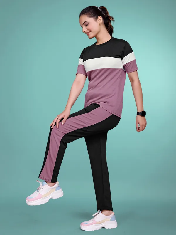 Onion__Printed_Elastane_TrackSuit_Set_For_Women_|_Regular_Round_Neck_Short_Sleeve