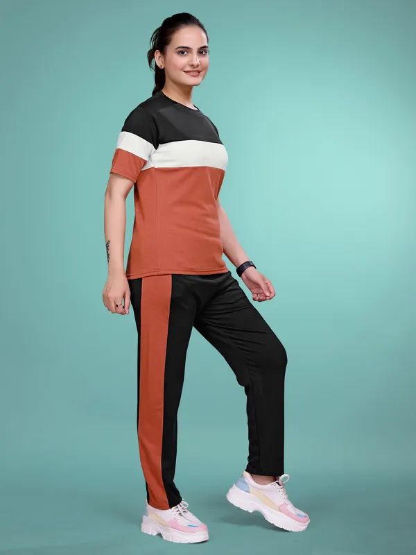 Rust_Printed_Elastane_TrackSuit_Set_For_Women_|_Regular_Round_Neck_Short_Sleeve