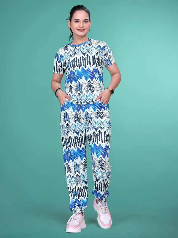 Blue_Printed_Valentino_Elastane_NightSuit_Set_For_Women_|_Regular_Round_Neck_Short_Sleeve