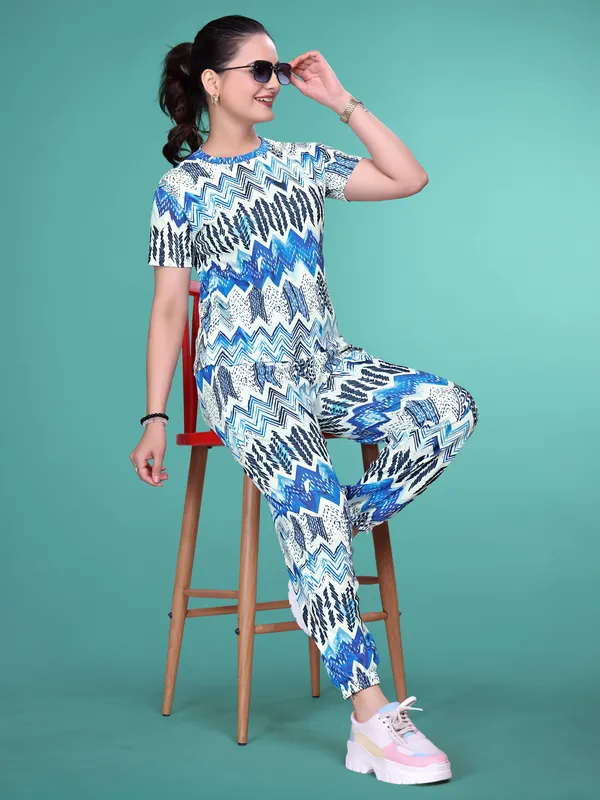 Blue_Printed_Valentino_Elastane_NightSuit_Set_For_Women_|_Regular_Round_Neck_Short_Sleeve