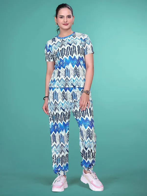 Blue_Printed_Valentino_Elastane_NightSuit_Set_For_Women_|_Regular_Round_Neck_Short_Sleeve