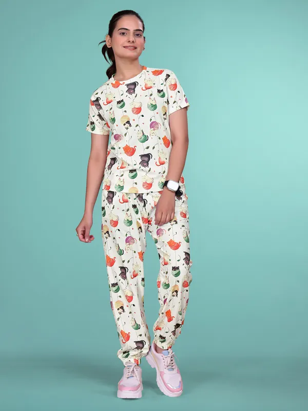Multi_Printed_Valentino_Elastane_NightSuit_Set_For_Women_|_Regular_Round_Neck_Short_Sleeve