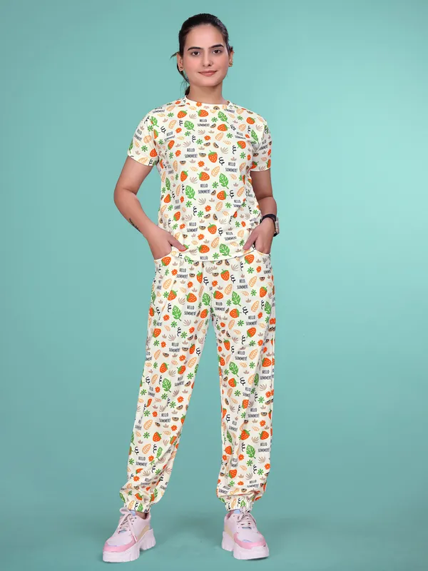 Black_Printed_Valentino_Elastane_NightSuit_Set_For_Women_|_Regular_Round_Neck_Short_Sleeve