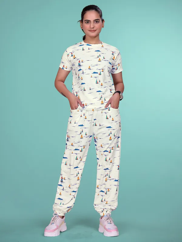 White_Printed_Valentino_Elastane_NightSuit_Set_For_Women_|_Regular_Round_Neck_Short_Sleeve