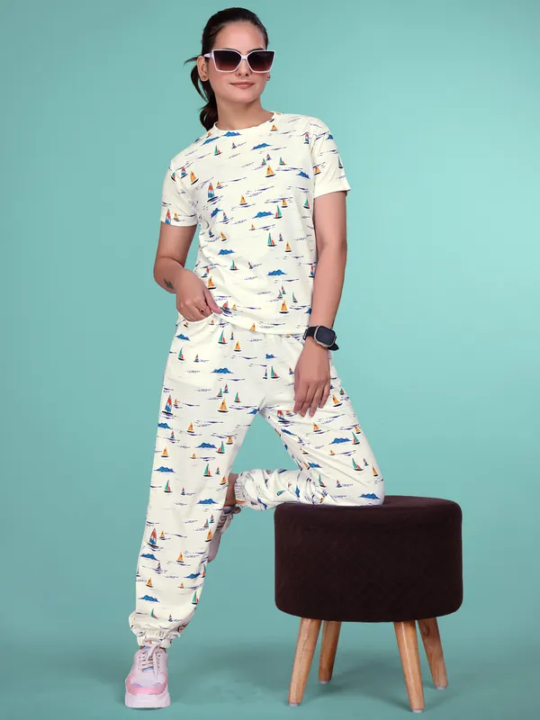 White_Printed_Valentino_Elastane_NightSuit_Set_For_Women_|_Regular_Round_Neck_Short_Sleeve