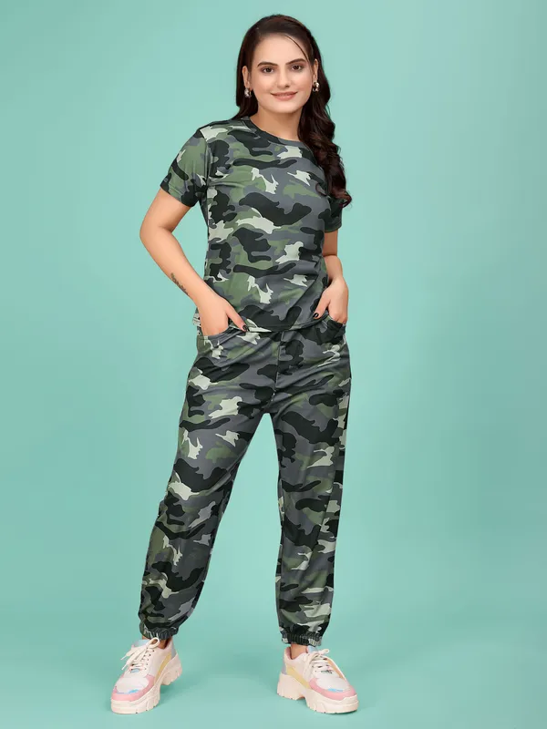 Grey_Printed_Valentino_Elastane_T-Shirt_&_Pyjamas_Set_For_Women_|_Regular_Round_Neck_Short_Sleeve