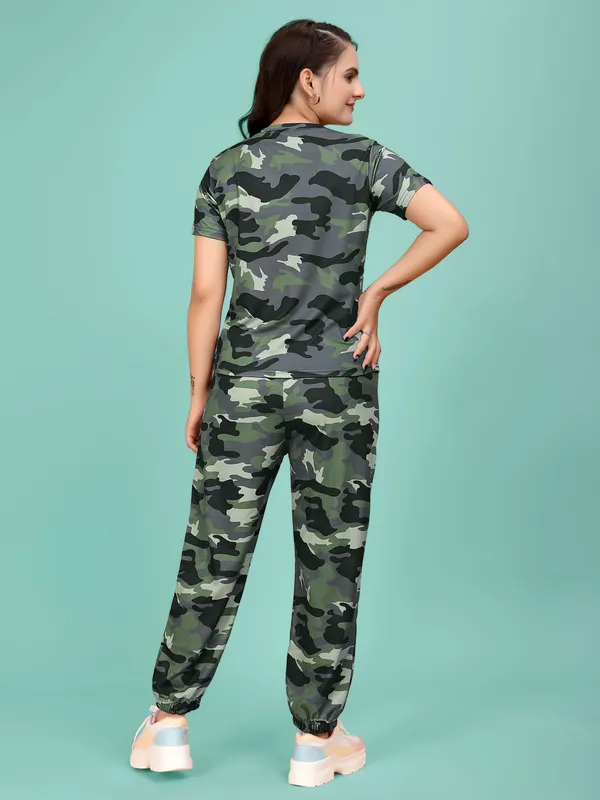 Grey_Printed_Valentino_Elastane_T-Shirt_&_Pyjamas_Set_For_Women_|_Regular_Round_Neck_Short_Sleeve