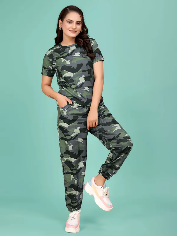 Grey_Printed_Valentino_Elastane_T-Shirt_&_Pyjamas_Set_For_Women_|_Regular_Round_Neck_Short_Sleeve