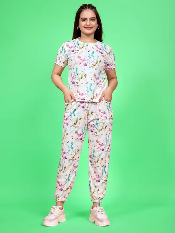 Multi_Colour_Valentino_Elastane_T-Shirt_&_Pyjamas_Set_For_Women_|_Regular_Round_Neck_Short_Sleeve