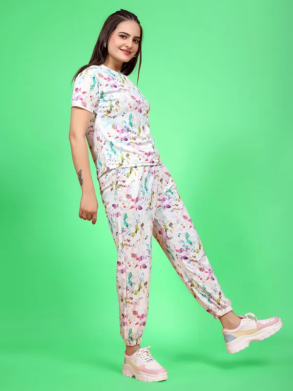 Multi_Colour_Valentino_Elastane_T-Shirt_&_Pyjamas_Set_For_Women_|_Regular_Round_Neck_Short_Sleeve