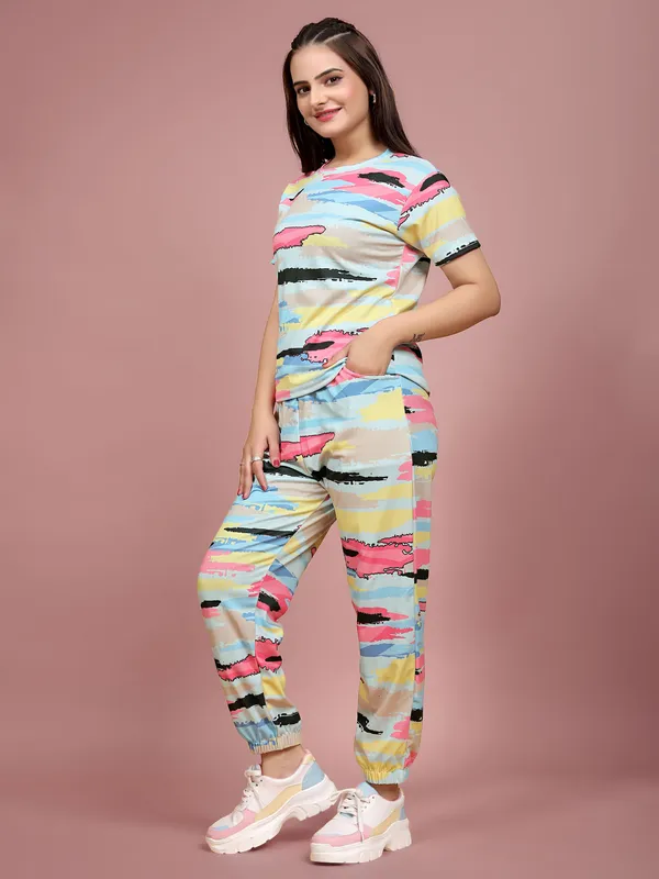 Blue_Printed_Elastane_T-Shirt_&_Pyjamas_Set_For_Women_|_Regular_Round_Neck_Short_Sleeve