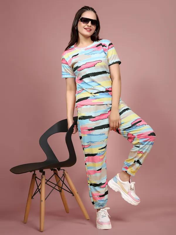 Blue_Printed_Elastane_T-Shirt_&_Pyjamas_Set_For_Women_|_Regular_Round_Neck_Short_Sleeve