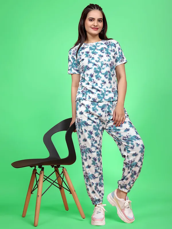White_Printed_Elastane_T-Shirt_&_Pyjamas_Set_For_Women_|_Regular_Round_Neck_Short_Sleeve