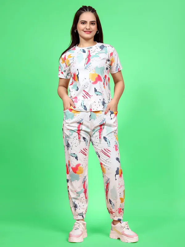 Multi_Colour_Valentino_Elastane_T-Shirt_&_Pyjamas_Set_For_Women_|_Regular_Round_Neck_Short_Sleeve