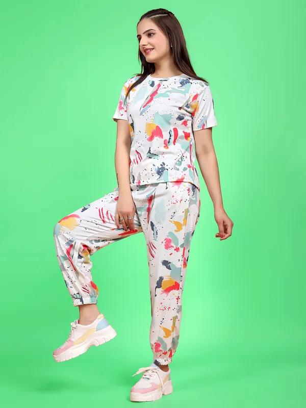Multi_Colour_Valentino_Elastane_T-Shirt_&_Pyjamas_Set_For_Women_|_Regular_Round_Neck_Short_Sleeve