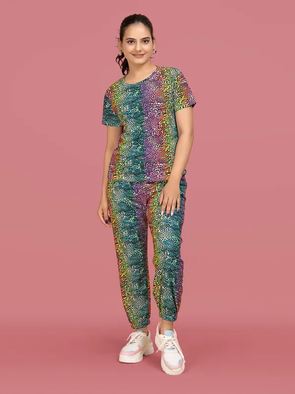 Rainbow_Printed_Elastane_T-Shirt_&_Pyjamas_Set_For_Women_|_Regular_Round_Neck_Short_Sleeve