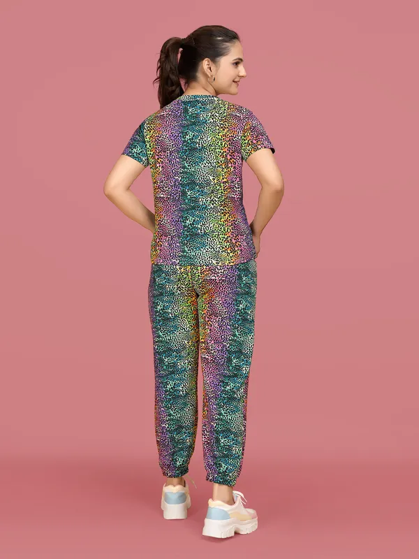 Rainbow_Printed_Elastane_T-Shirt_&_Pyjamas_Set_For_Women_|_Regular_Round_Neck_Short_Sleeve