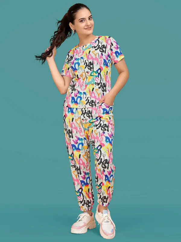 Multi_Colour_Valentino_Elastane_T-Shirt_&_Pyjamas_Set_For_Women_|_Regular_Round_Neck_Short_Sleeve