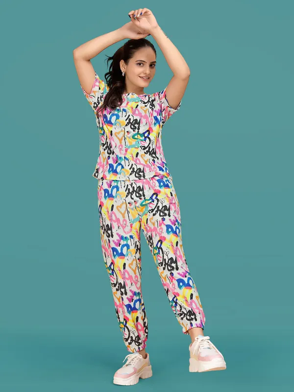 Multi_Colour_Valentino_Elastane_T-Shirt_&_Pyjamas_Set_For_Women_|_Regular_Round_Neck_Short_Sleeve