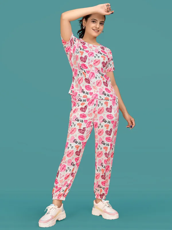 Pink_Printed_Valentino_Elastane_T-Shirt_&_Pyjamas_Set_For_Women_|_Regular_Round_Neck_Short_Sleeve