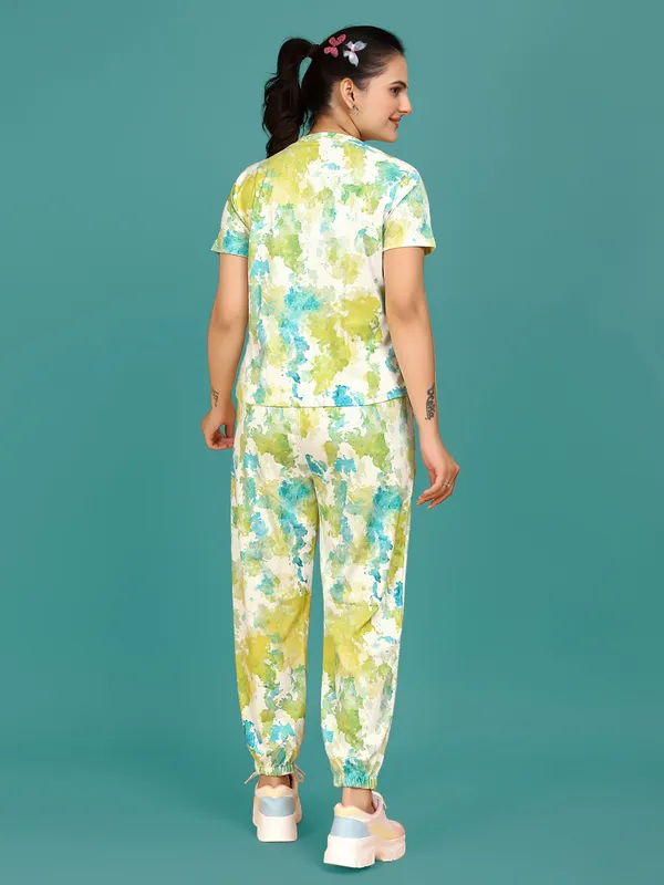 White_Printed_Elastane_T-Shirt_&_Pyjamas_Set_For_Women_|_Regular_Round_Neck_Short_Sleeve