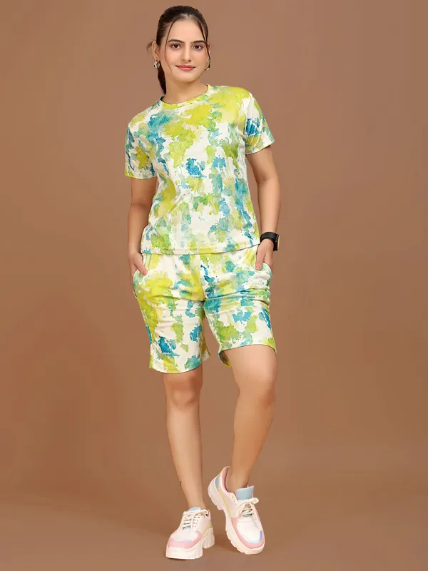 White_Printed_Elastane_Co-ord_Set_For_Women_|_Regular_Round_Neck_Short_Sleeve