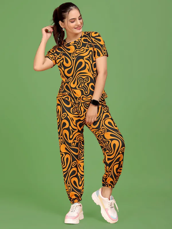 Black_&_Dark_Yellow_Elastane_T-Shirt_&_Pyjamas_Set_For_Women_|_Regular_Round_Neck_Short_Sleeve_|_Printed