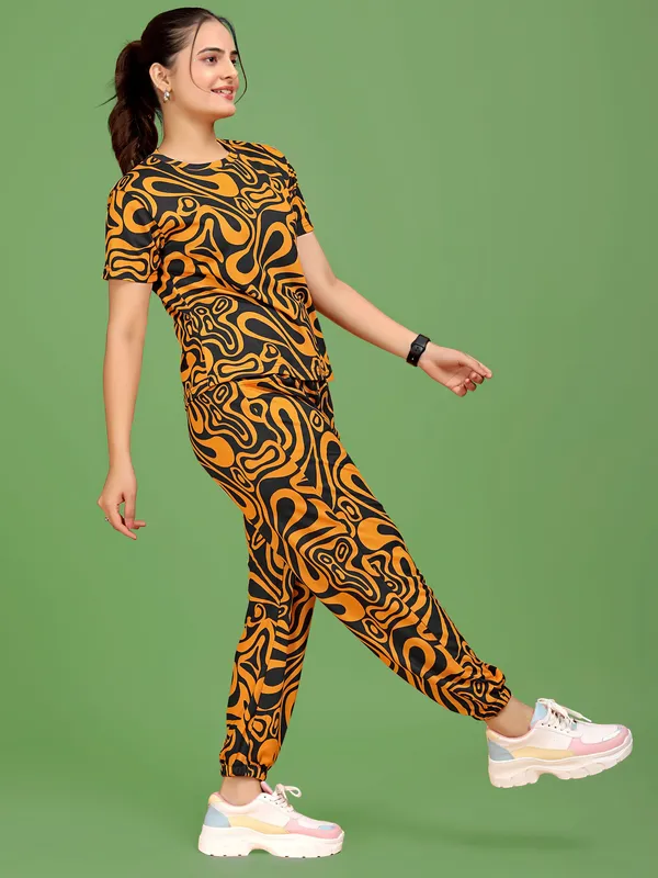 Black_&_Dark_Yellow_Elastane_T-Shirt_&_Pyjamas_Set_For_Women_|_Regular_Round_Neck_Short_Sleeve_|_Printed