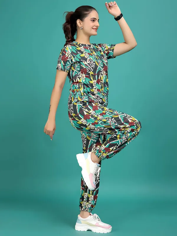 Multi_Colour_Valentino_Elastane_T-Shirt_&_Pyjamas_Set_For_Women_|_Regular_Round_Neck_Short_Sleeve