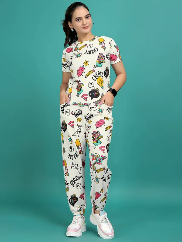 Multi_Colour_Valentino_Elastane_T-Shirt_&_Pyjamas_Set_For_Women_|_Regular_Round_Neck_Short_Sleeve