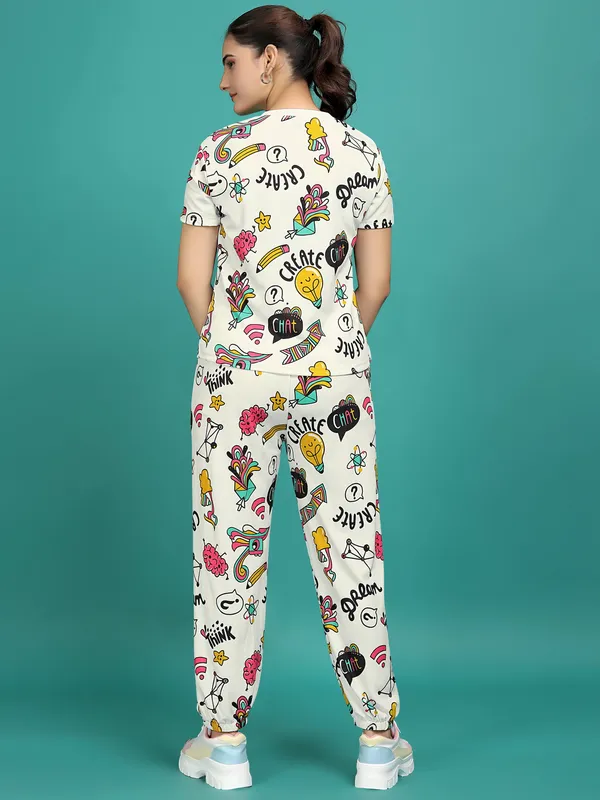 Multi_Colour_Valentino_Elastane_T-Shirt_&_Pyjamas_Set_For_Women_|_Regular_Round_Neck_Short_Sleeve