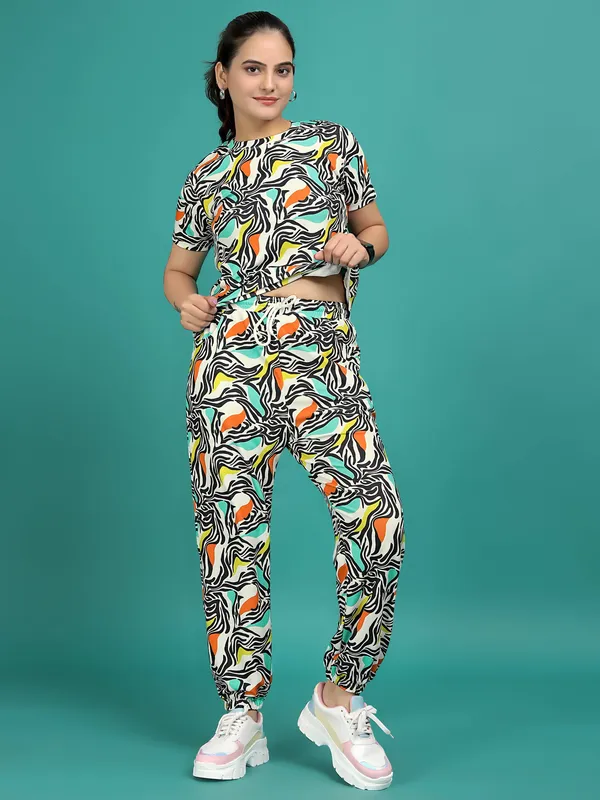 Multi_Colour_Valentino_Elastane_T-Shirt_&_Pyjamas_Set_For_Women_|_Regular_Round_Neck_Short_Sleeve