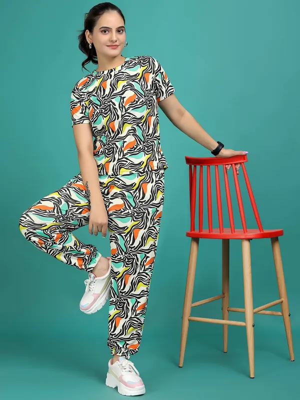 Multi_Colour_Valentino_Elastane_T-Shirt_&_Pyjamas_Set_For_Women_|_Regular_Round_Neck_Short_Sleeve