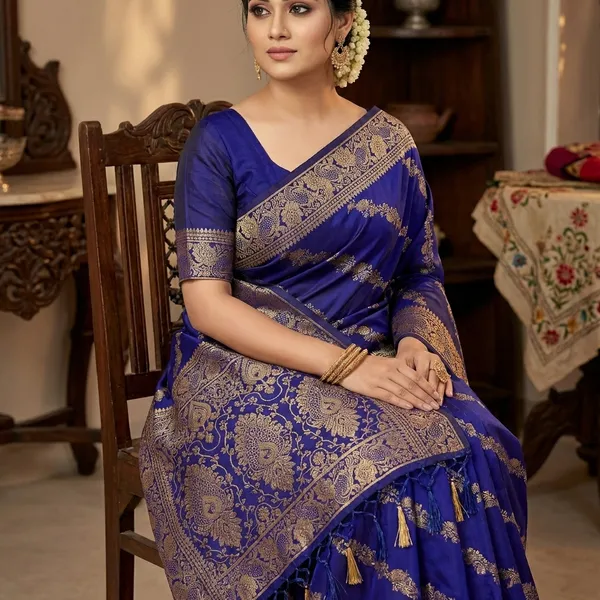 Royal_Blue_Banarasi_Silk_Saree_With_Golden_Zari_Border