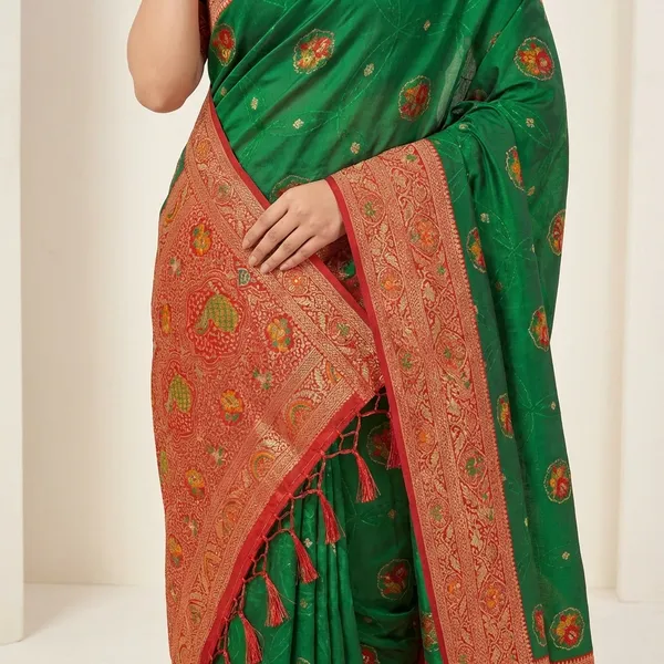 Traditional_Green_And_Red_Silk_Saree_With_Motifs_And_Golden_Border