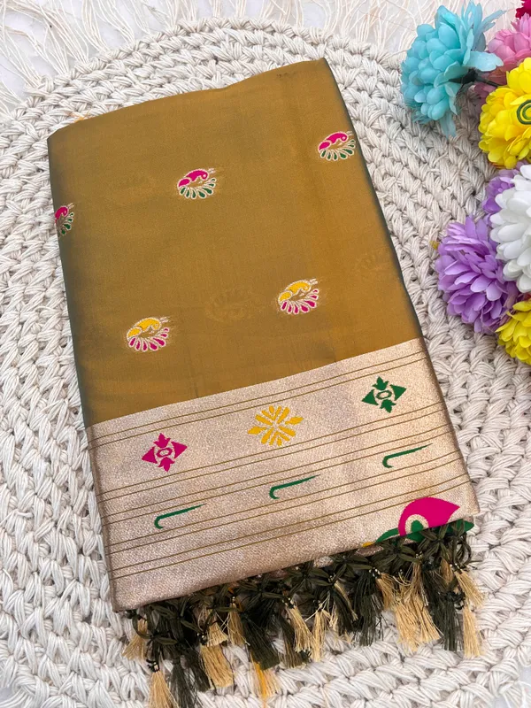 Mustard_Yellow_Paithani_Silk_Saree_With_Peacock_And_Golden_Border