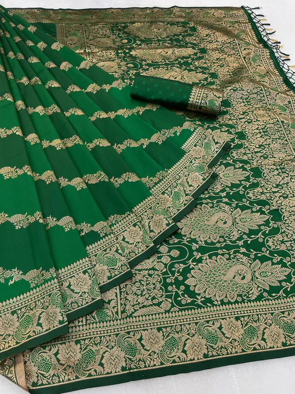 Emerald_Green_Banarasi_Silk_Saree_With_Golden_Zari_Work