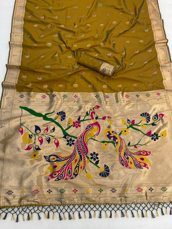 Mustard_Yellow_Paithani_Silk_Saree_With_Peacock_And_Golden_Border