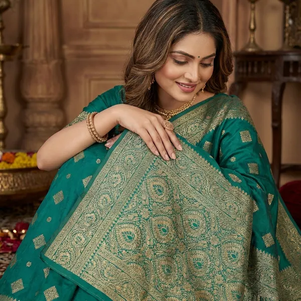 Elegant_Teal_Banarasi_Silk_Saree_With_Golden_Zari_Work