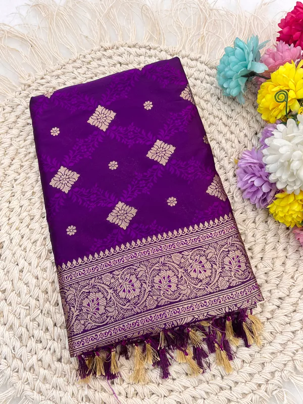 Purple_Banarasi_Silk_Saree_With_Golden_Zari_Work
