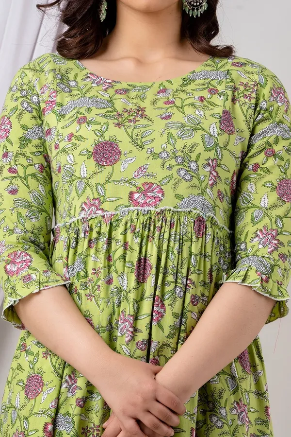 Floral_Feeding_Maternity_Kurti__For_Women