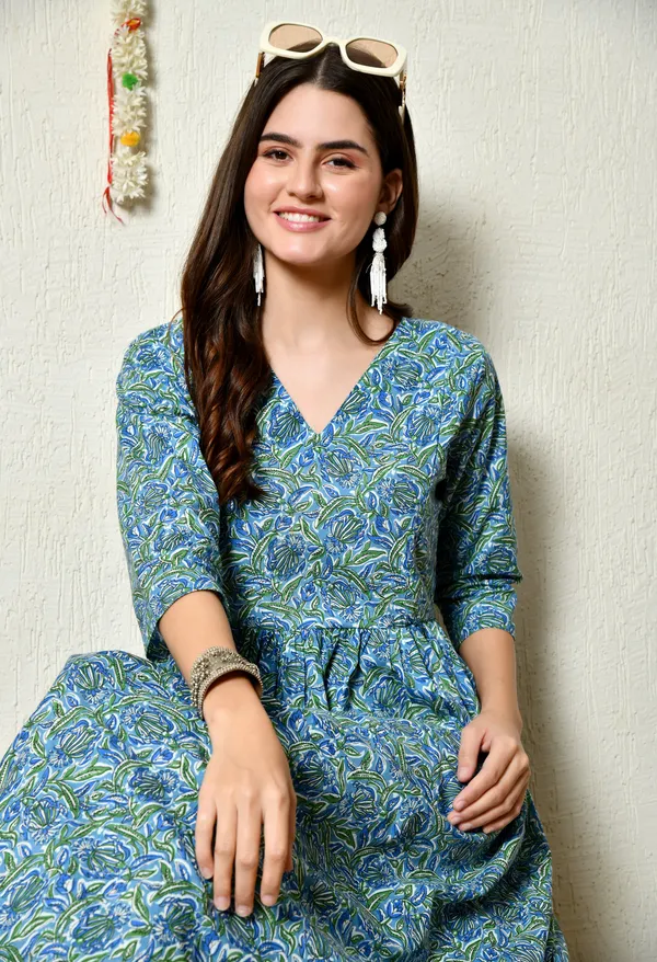 Floral_Feeding_Maternity_Kurti__For_Women