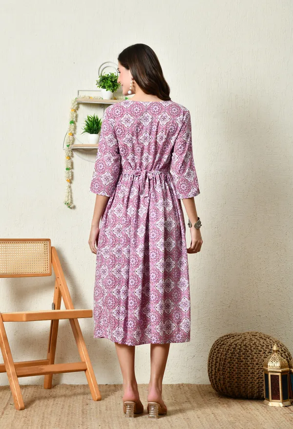 Floral_Feeding_Maternity_Kurti__For_Women