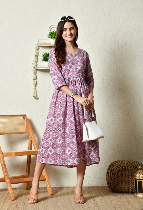 Floral_Feeding_Maternity_Kurti__For_Women